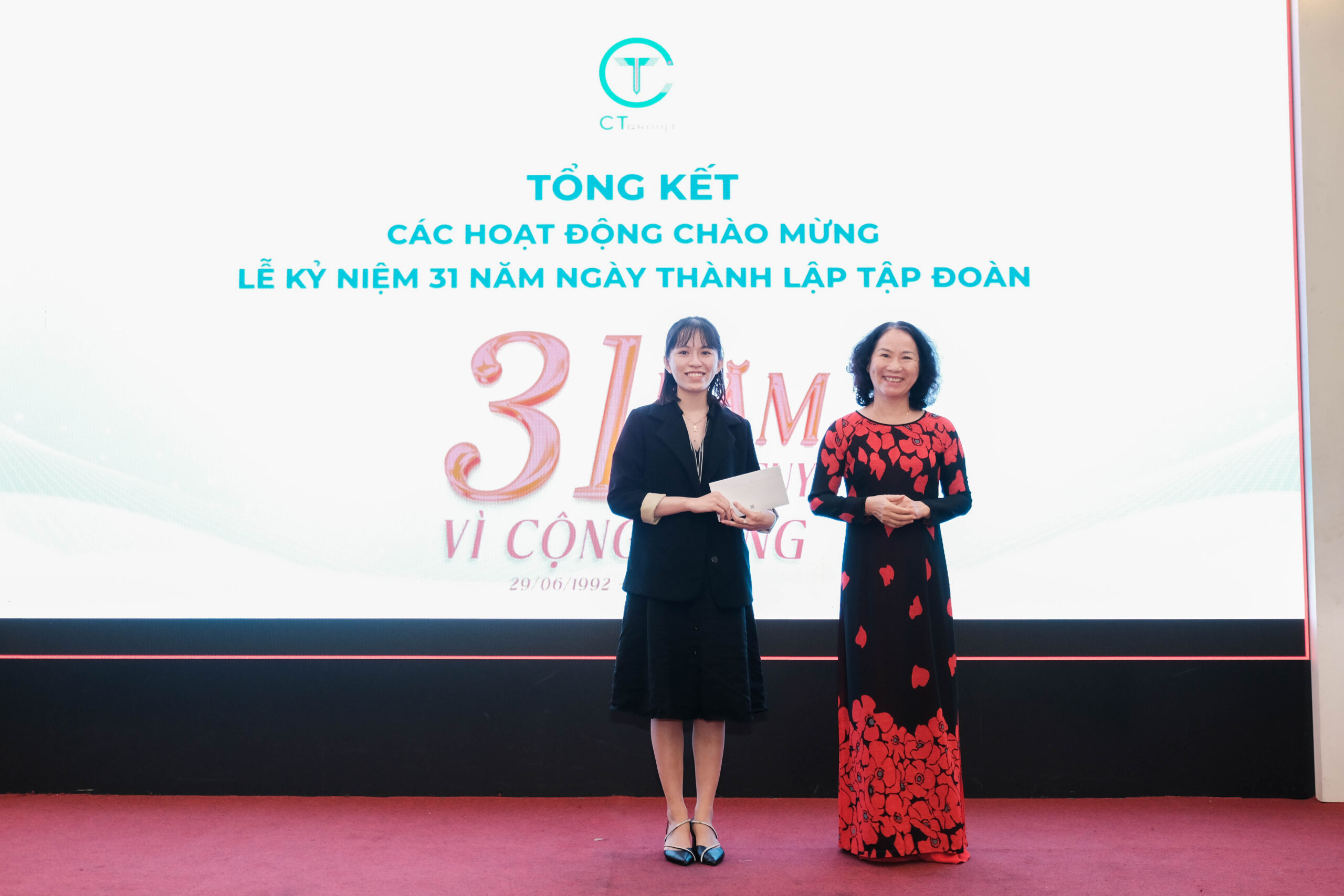 CT GROUP 31 NĂM TẬN TỤY VÌ CỘNG ĐỒNG