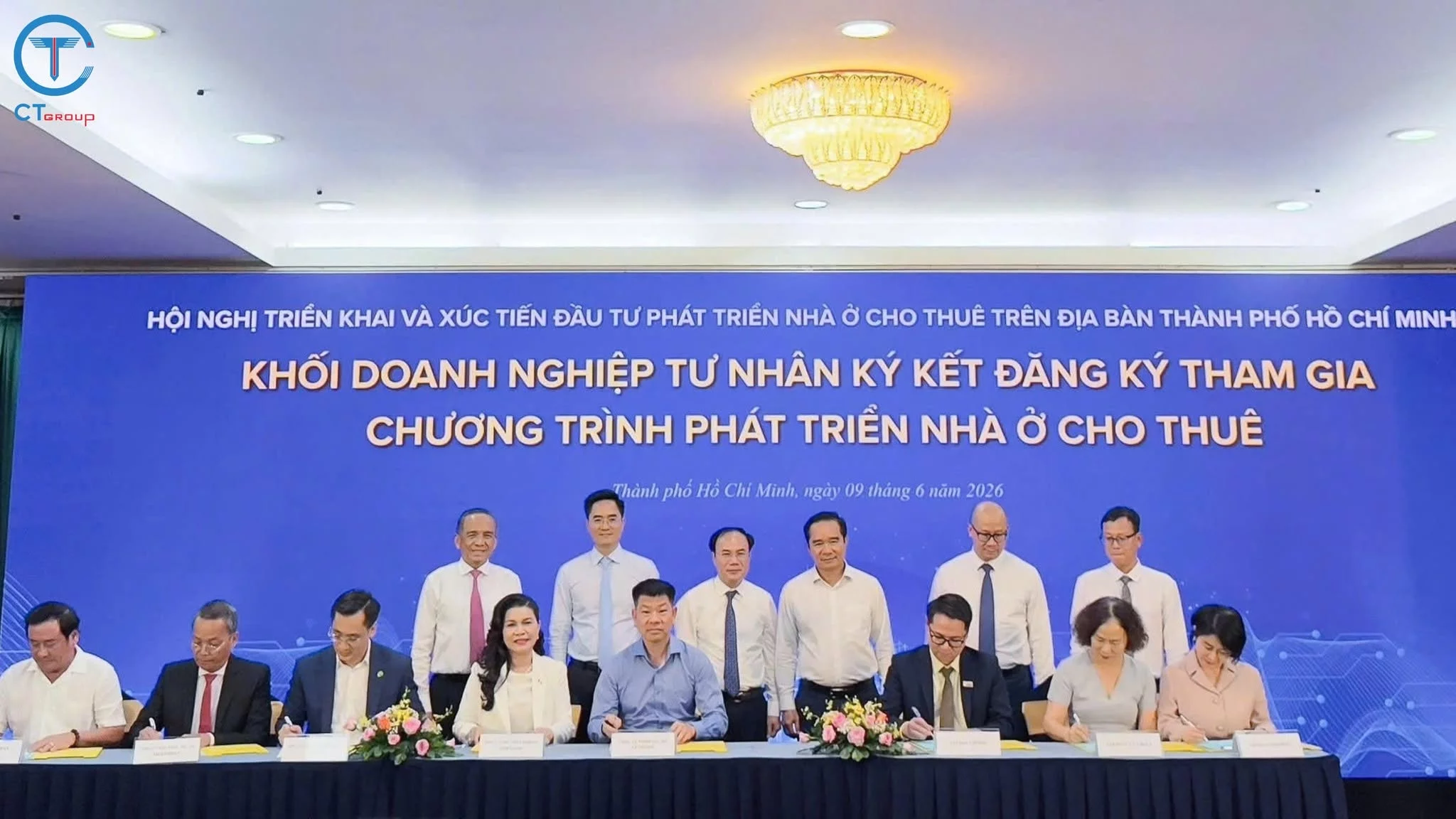 phát triển nhà ở